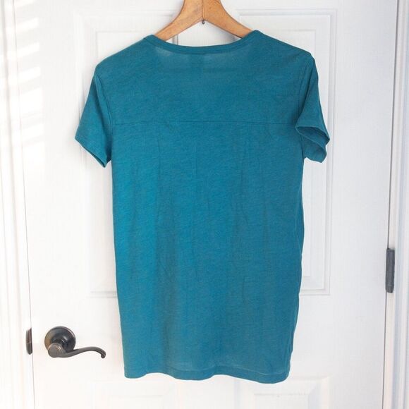 Victoria's Secret PINK teal and white V-neck t-shirt in excellent condition - Picture 3 of 6